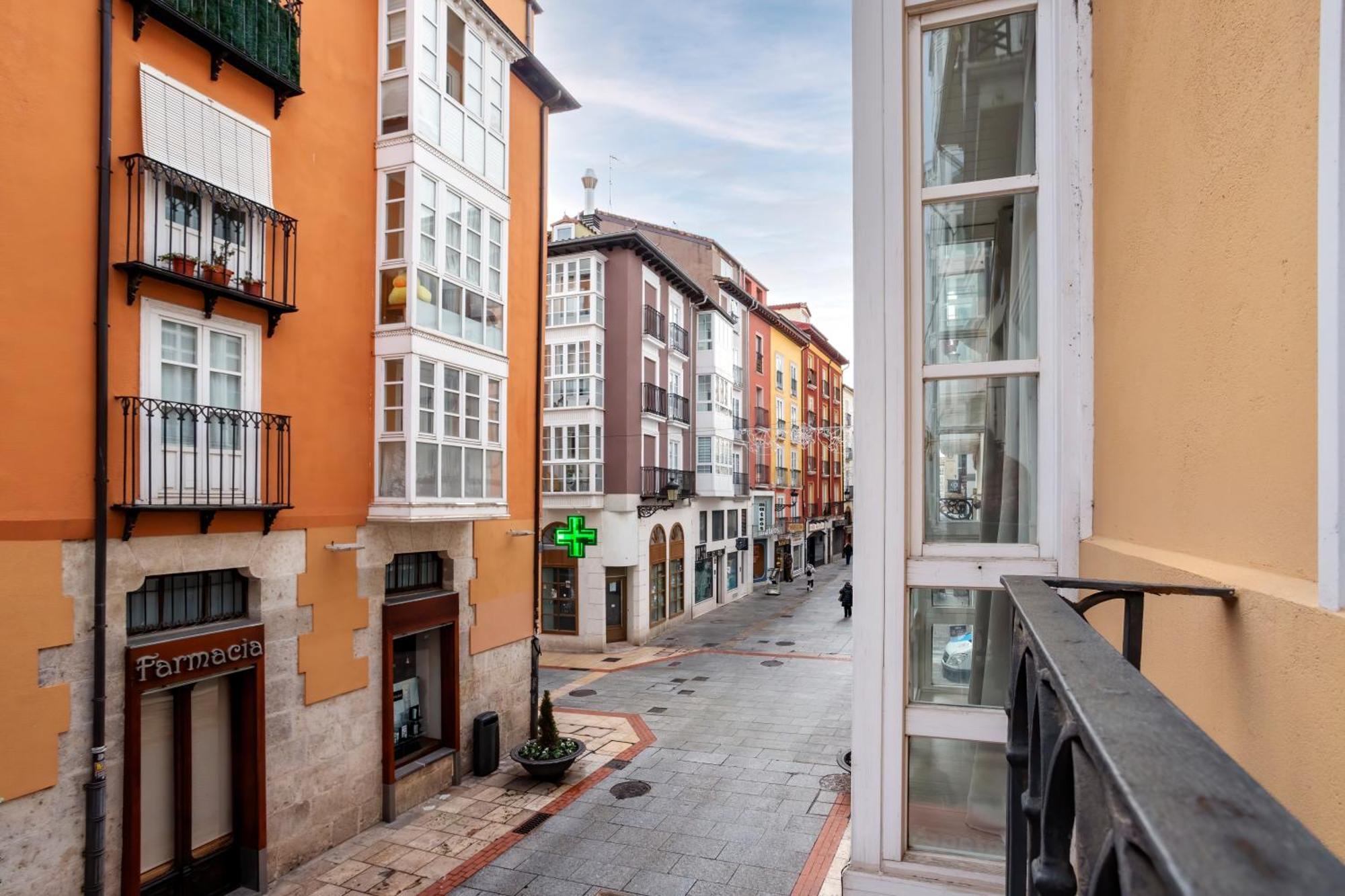 Spacio Menina By Unique Rooms Burgo Buitenkant foto