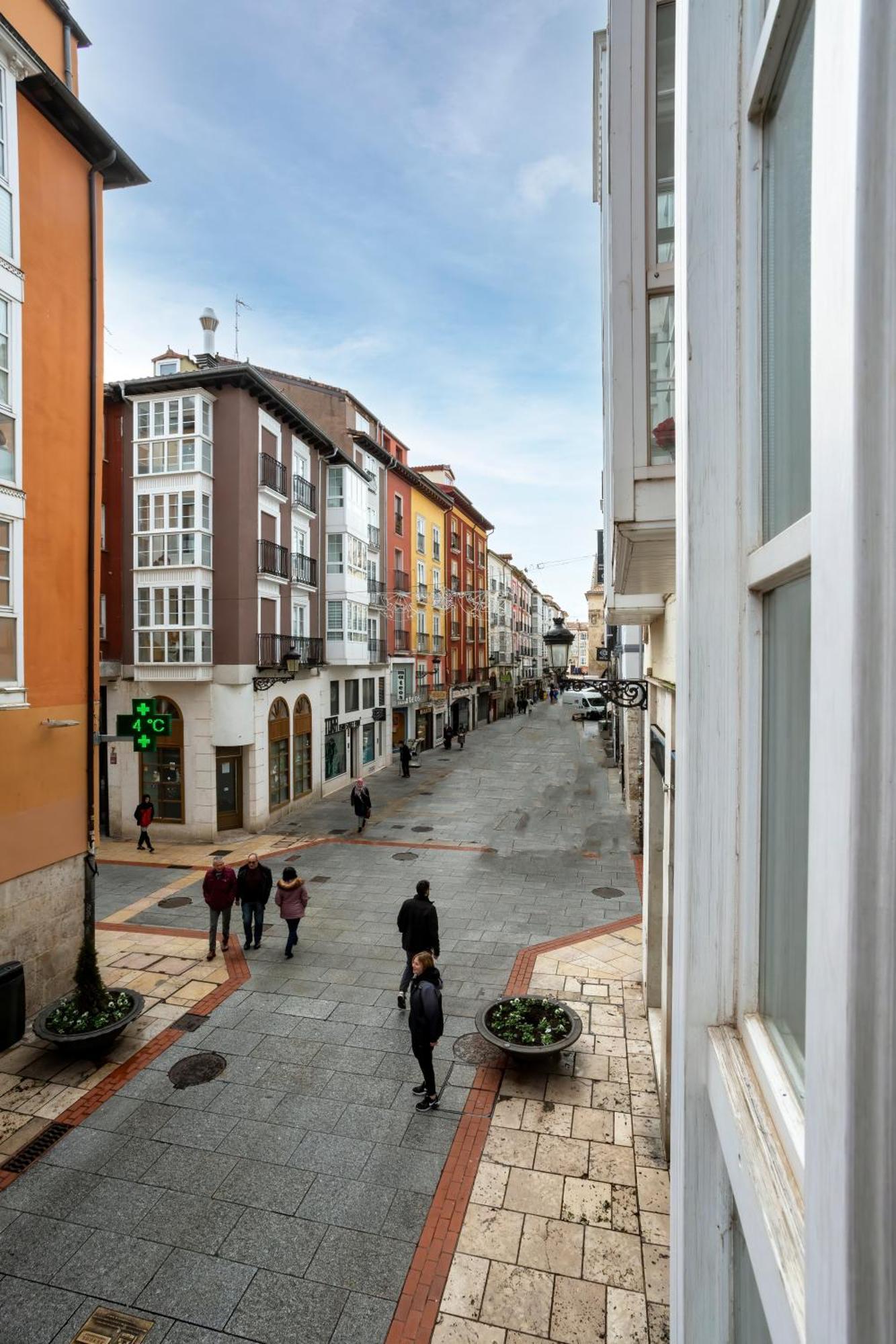 Spacio Menina By Unique Rooms Burgo Buitenkant foto